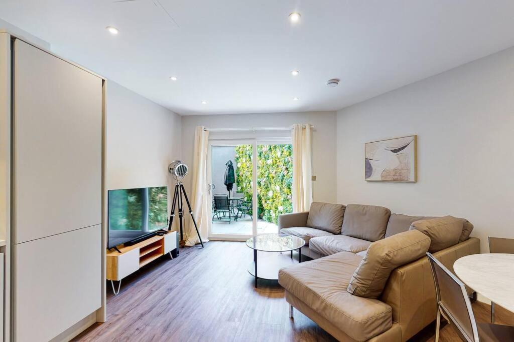Elegant 2Bed Flat 10Min To Wimbledon Tennis Courts Londres Extérieur photo