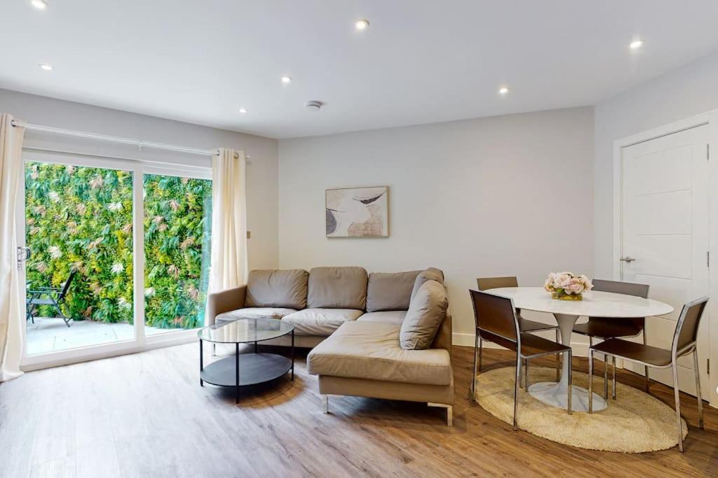 Elegant 2Bed Flat 10Min To Wimbledon Tennis Courts Londres Extérieur photo